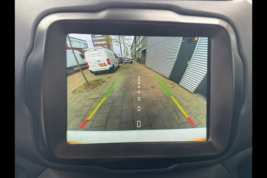 Jeep Renegade 1.4 MultiAir Limited - Automaat I Navigatie I Airco I Leer I Achteruitrij camera / PDC I Dealer onderhouden
