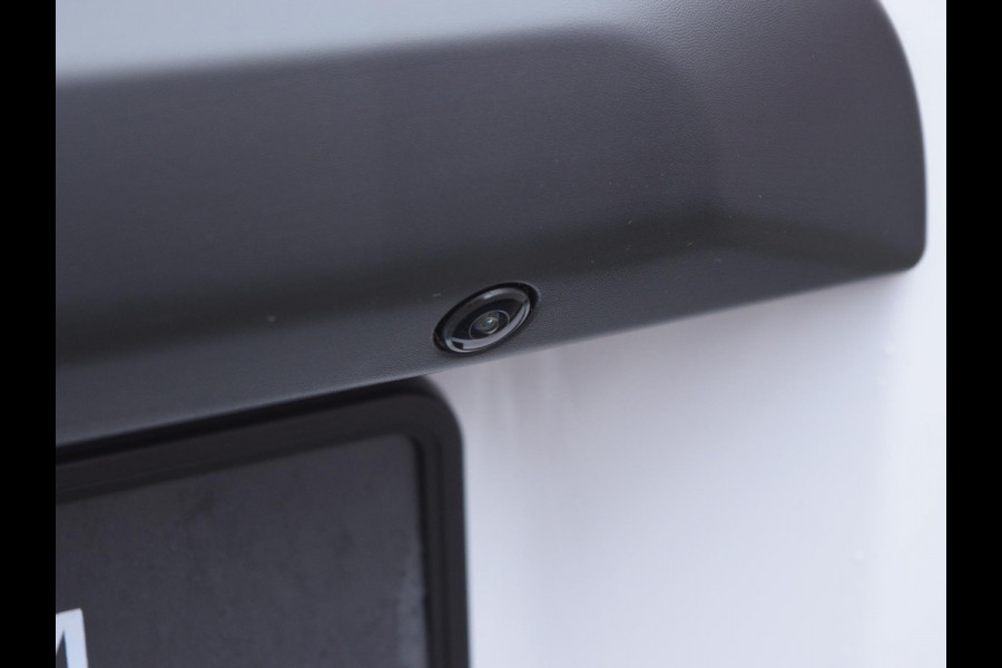 Opel Vivaro Electric L2 75 kWh | tot 8 jaar garantie | Apple Carplay | camera | dodehoekwaarschuwing | parkeersensoren voor & achter | Comfort tussenschot |