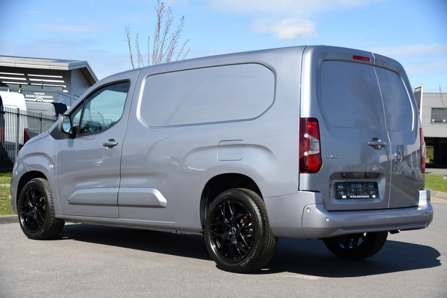 Opel Combo 1.5D L2H1 PB Edition Camera, Cruise, Carplay, Dodehoek, 130pk, Automaat, LED, Sensoren, Clima, Keyless, Uniek!