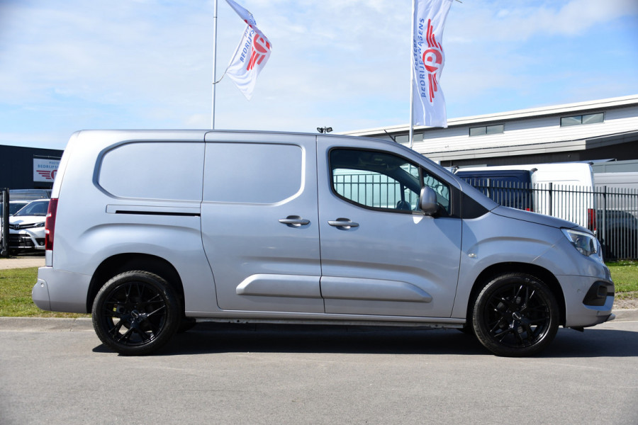 Opel Combo 1.5D L2H1 PB Edition Camera, Cruise, Carplay, Dodehoek, 130pk, Automaat, LED, Sensoren, Clima, Keyless, Uniek!