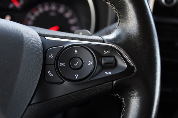 Opel Combo 1.5D L2H1 PB Edition Camera, Cruise, Carplay, Dodehoek, 130pk, Automaat, LED, Sensoren, Clima, Keyless, Uniek!