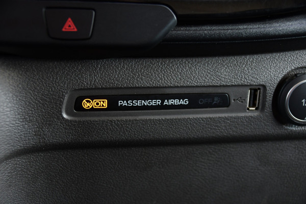 Ford Transit 350 2.0 TDCI L3H2 Limited PB Edition Camera, Cruise, Carplay, 2 x schuifdeur, 185pk, Automaat, Xenon, Multimedia, Trekhaak, Uniek!