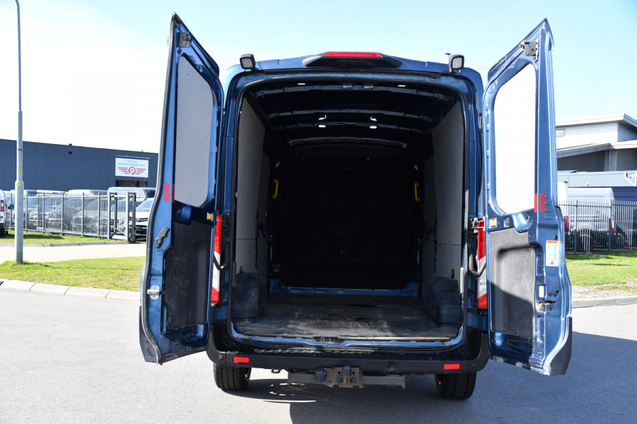 Ford Transit 350 2.0 TDCI L3H2 Limited PB Edition Camera, Cruise, Carplay, 2 x schuifdeur, 185pk, Automaat, Xenon, Multimedia, Trekhaak, Uniek!