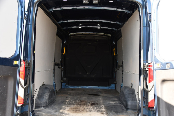 Ford Transit 350 2.0 TDCI L3H2 Limited PB Edition Camera, Cruise, Carplay, 2 x schuifdeur, 185pk, Automaat, Xenon, Multimedia, Trekhaak, Uniek!