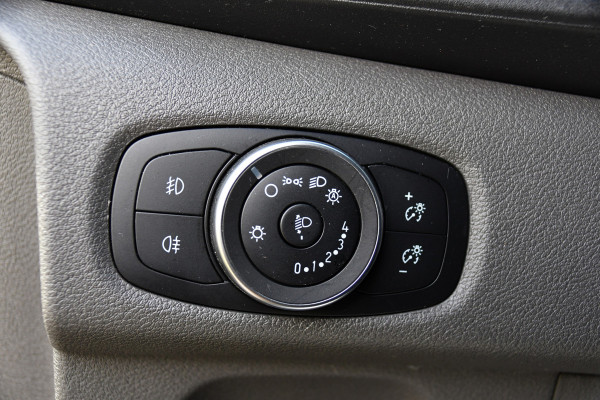 Ford Transit Custom 300 2.0 TDCI L2H1 Limited DC PB Edition Camera, Cruise, Carplay, 170pk, 2 x Schuifdeur, LED, Automaat, Stoelverwarming, Sensoren, Uniek!