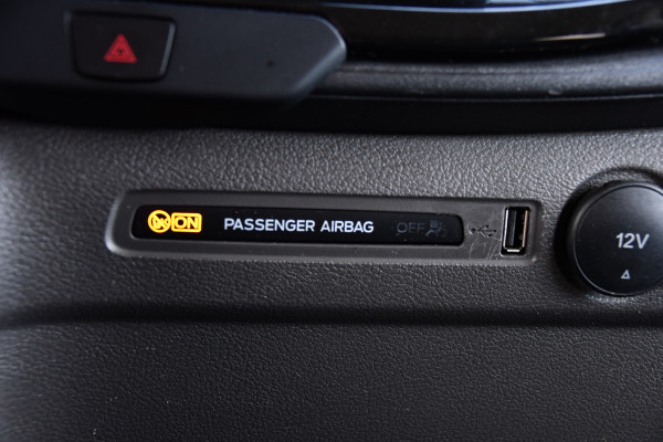 Ford Transit Custom 300 2.0 TDCI L2H1 Limited DC PB Edition Camera, Cruise, Carplay, 170pk, 2 x Schuifdeur, LED, Automaat, Stoelverwarming, Sensoren, Uniek!