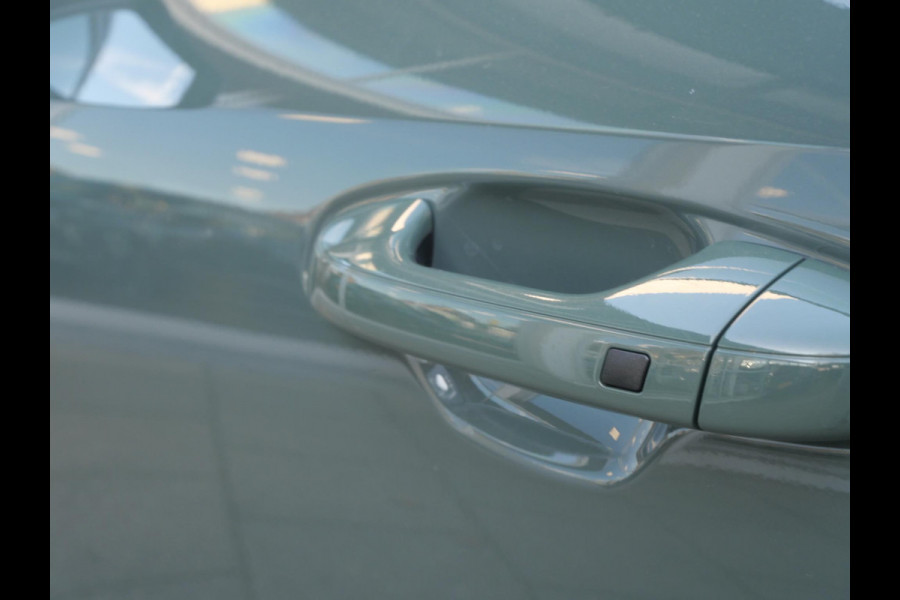 Kia Niro EV Light 64.8 kWh l Navigatie l Carplay l Camera | Adaptieve Cruise |