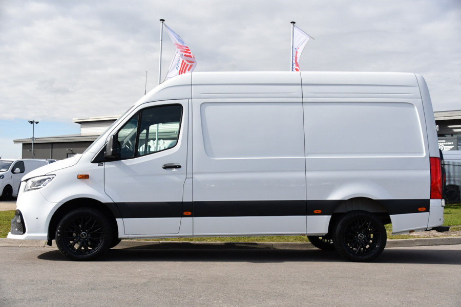Mercedes-Benz Sprinter 317 1.9 CDI L2 Pro AMG Edition FACE LIFT! Camera, Cruise, Carplay, LED, Stoelverwarming, 170pk, Automaat, Multimedia, Uniek!