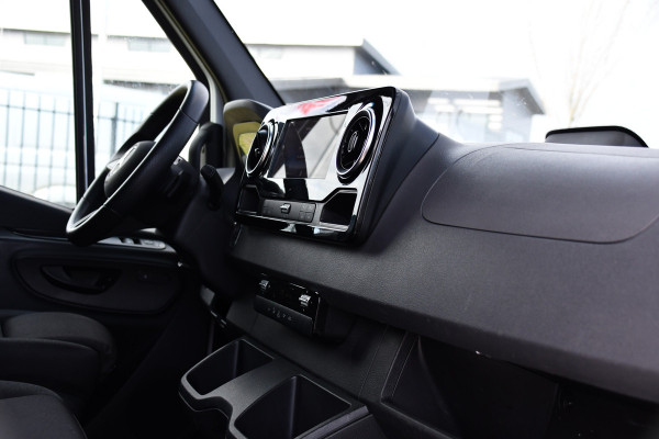 Mercedes-Benz Sprinter 317 1.9 CDI L2 Pro AMG Edition FACE LIFT! Camera, Cruise, Carplay, LED, Stoelverwarming, 170pk, Automaat, Multimedia, Uniek!