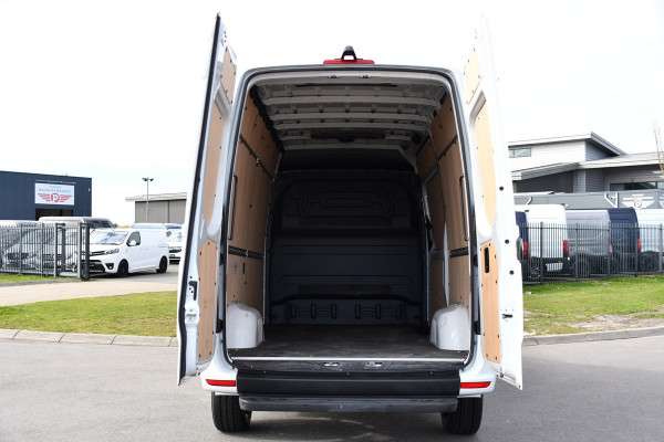 Mercedes-Benz Sprinter 317 1.9 CDI L2 Pro AMG Edition FACE LIFT! Camera, Cruise, Carplay, LED, Stoelverwarming, 170pk, Automaat, Multimedia, Uniek!