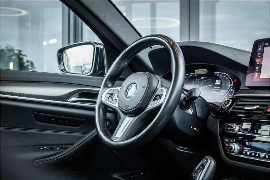 BMW 5 Serie 530e - M Sport | Panorama | Stoelkoeling | ACC
