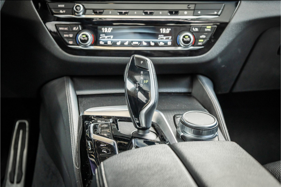 BMW 5 Serie 530e - M Sport | Panorama | Stoelkoeling | ACC