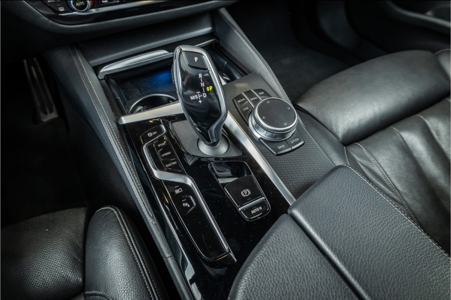BMW 5 Serie 530e - M Sport | Panorama | Stoelkoeling | ACC