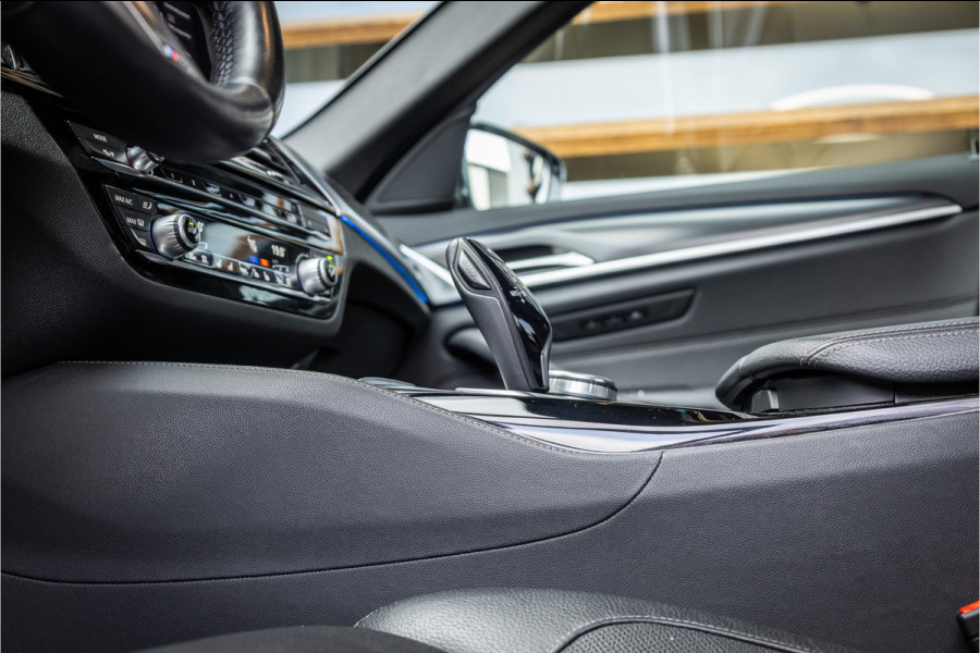 BMW 5 Serie 530e - M Sport | Panorama | Stoelkoeling | ACC