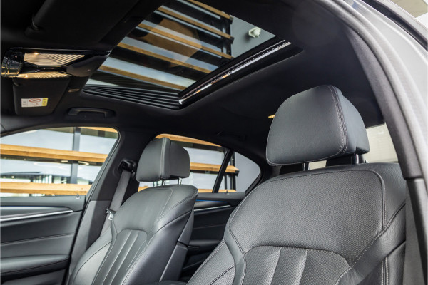 BMW 5 Serie 530e - M Sport | Panorama | Stoelkoeling | ACC