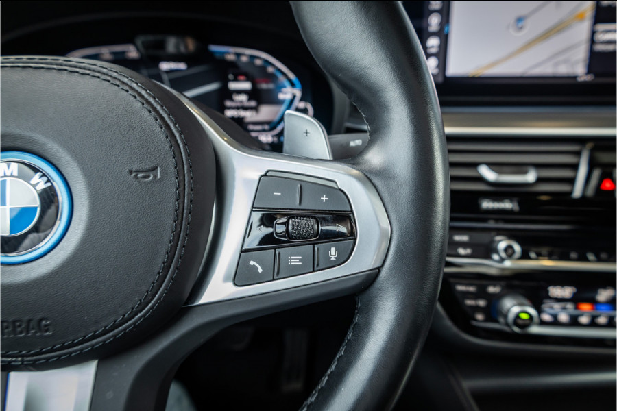 BMW 5 Serie 530e - M Sport | Panorama | Stoelkoeling | ACC