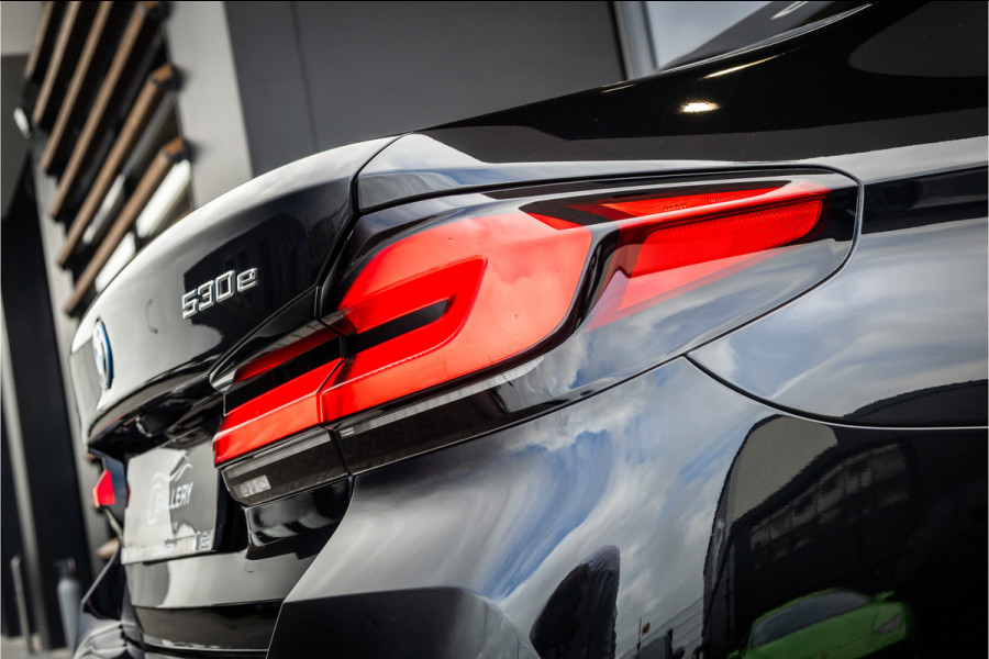 BMW 5 Serie 530e - M Sport | Panorama | Stoelkoeling | ACC
