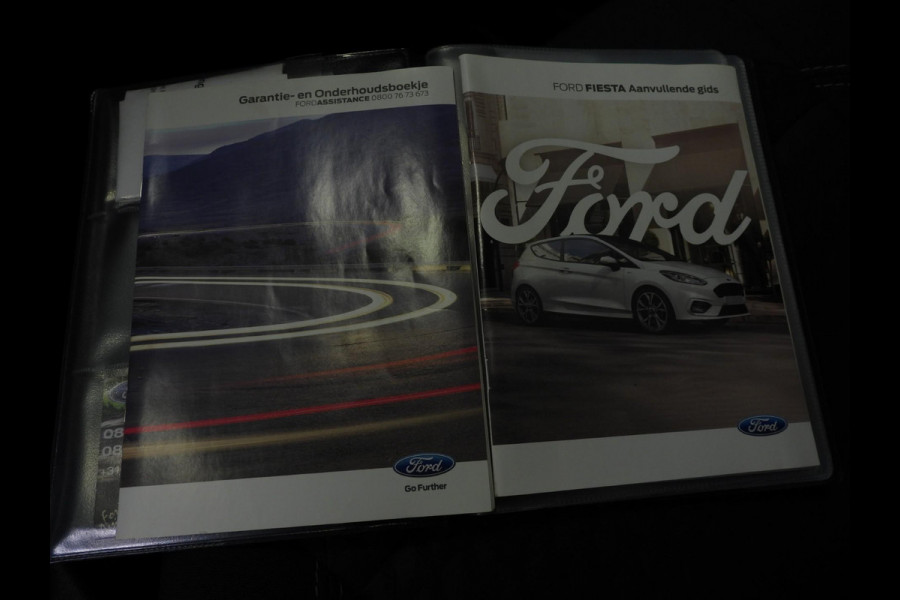 Ford Fiesta 1.0 EcoBoost Titanium NAVI-APP/CLIMA/CRUISE/LED/PDC!