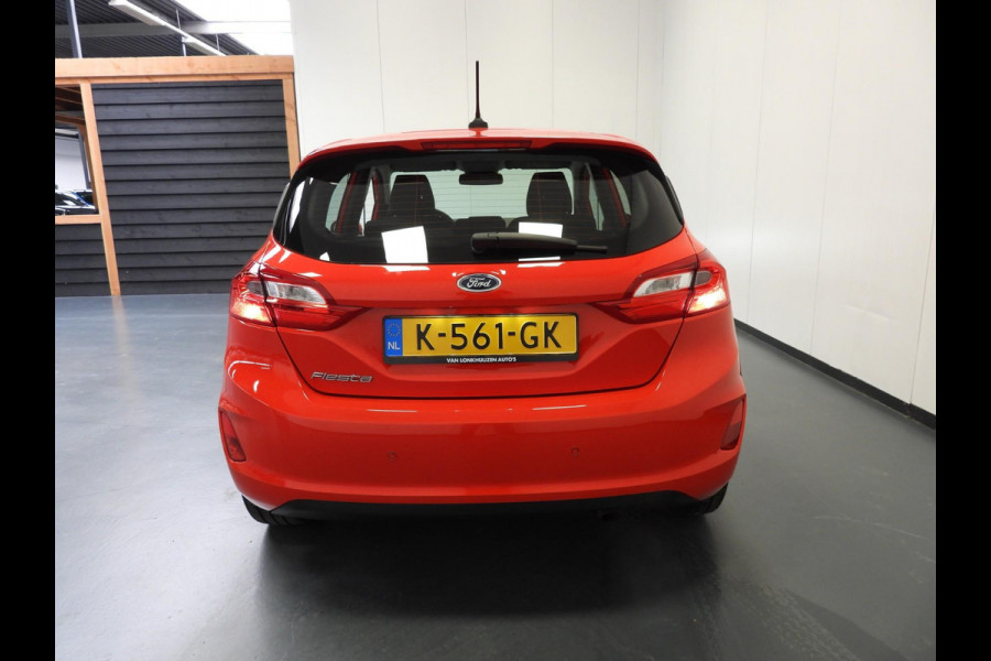 Ford Fiesta 1.0 EcoBoost Titanium NAVI-APP/CLIMA/CRUISE/LED/PDC!