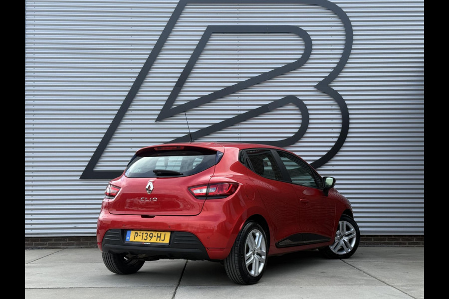 Renault Clio 0.9 TCe Limited 1e Eigenaar|Navi|Airco|PDC|Cruise|Stoelverwarming|Dealer Onderhouden|Nieuwe APK bij Aflevering
