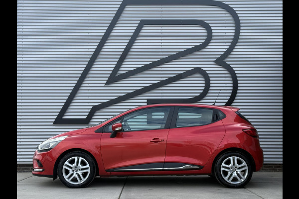 Renault Clio 0.9 TCe Limited 1e Eigenaar|Navi|Airco|PDC|Cruise|Stoelverwarming|Dealer Onderhouden|Nieuwe APK bij Aflevering