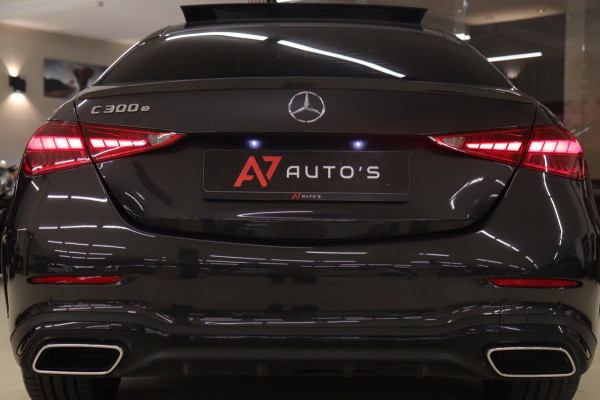 Mercedes-Benz C-Klasse 300 E AMG Line / PANO/CARPLAY/SFEERV/STOELV/BOMVOL