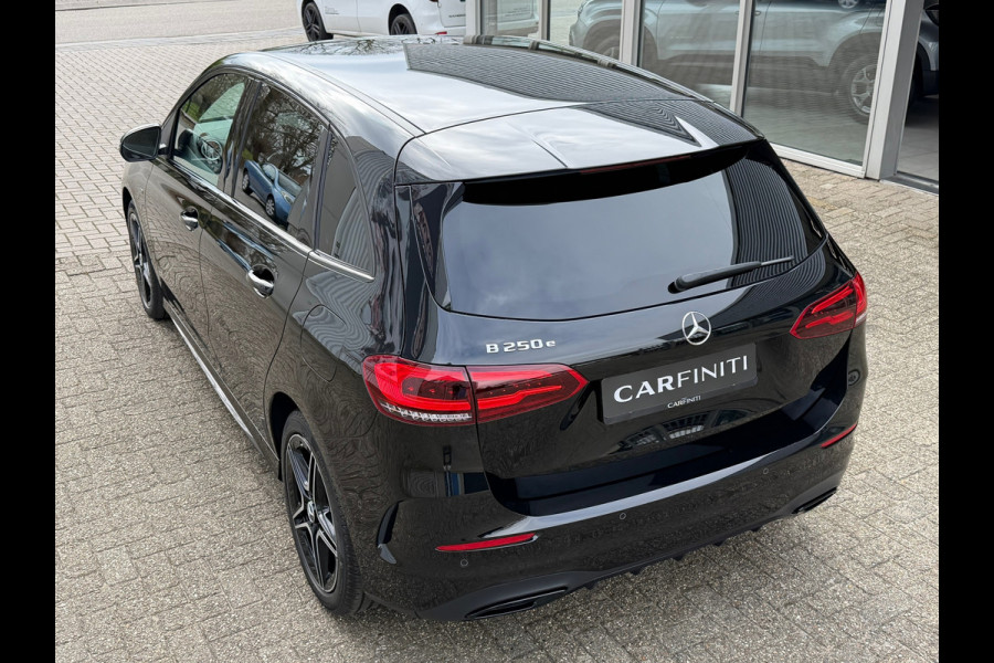 Mercedes-Benz B-Klasse 250 e Business Solution AMG Limited | Navigatie | Cruise control | Sfeerverlichting | zwarte hemelbekleding