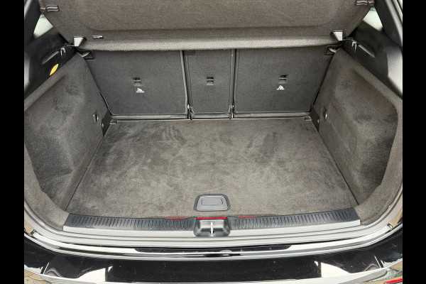 Mercedes-Benz B-Klasse 250 e Business Solution AMG Limited | Navigatie | Cruise control | Sfeerverlichting | zwarte hemelbekleding