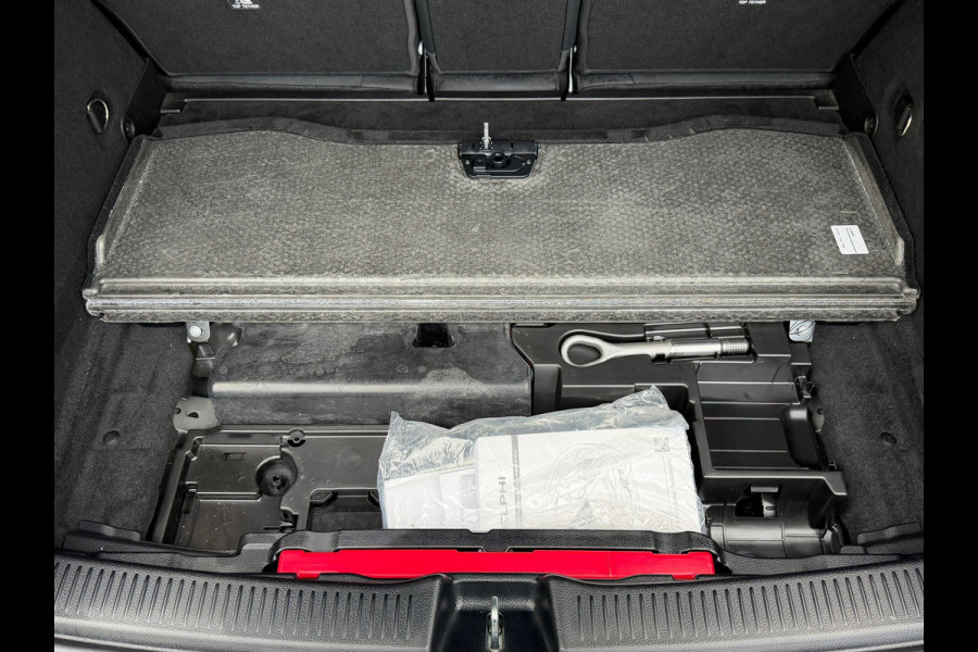 Mercedes-Benz B-Klasse 250 e Business Solution AMG Limited | Navigatie | Cruise control | Sfeerverlichting | zwarte hemelbekleding