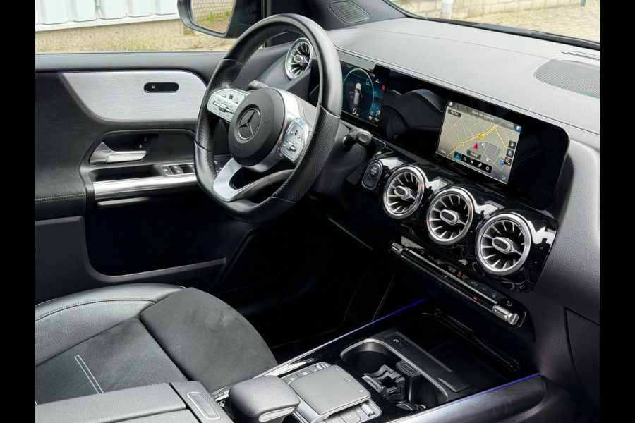 Mercedes-Benz B-Klasse 250 e Business Solution AMG Limited | Navigatie | Cruise control | Sfeerverlichting | zwarte hemelbekleding