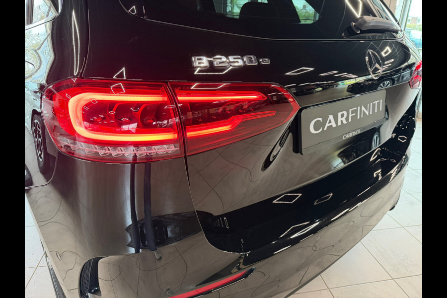 Mercedes-Benz B-Klasse 250 e Business Solution AMG Limited | Navigatie | Cruise control | Sfeerverlichting | zwarte hemelbekleding