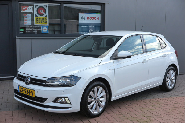 Volkswagen Polo 1.0 TSI 95 pk Highline , Adaptive Cruise , Parkeersensoren V+A , Parkassist, NAP, Navigatie, DAB+ , Stuurwiel multifunctioneel, 16"lichtmetalen velgen, Carplay, Actieve demping , Sportstoelen, etc.etc