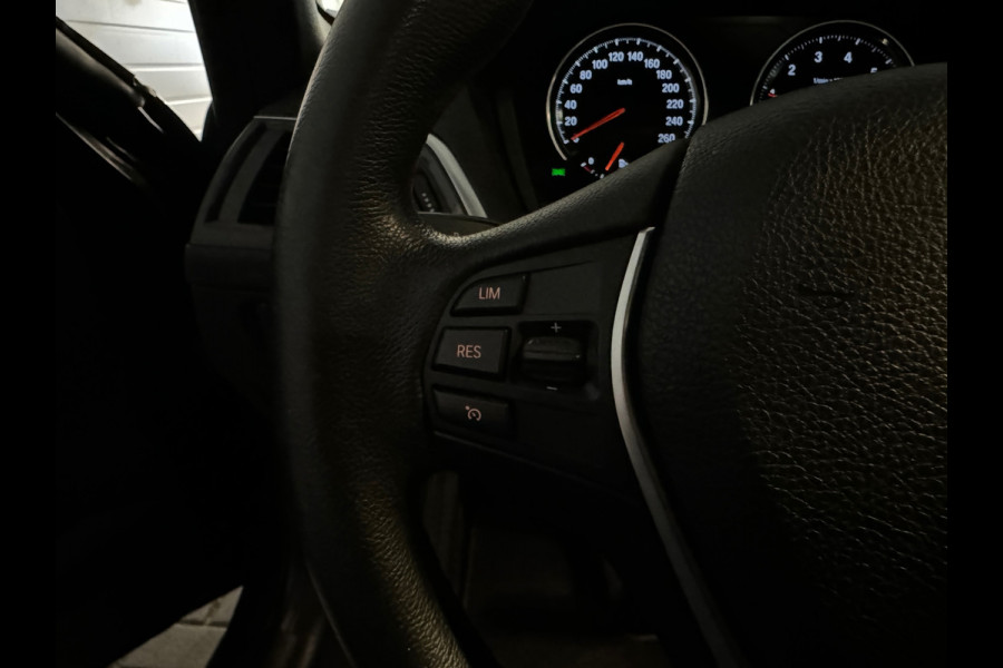 BMW 1-serie 118i Corporate Executive Black Pack|Ambiance|NAP