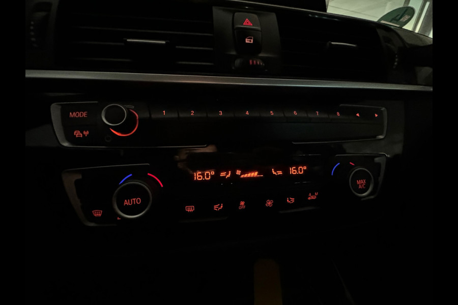 BMW 1-serie 118i Corporate Executive Black Pack|Ambiance|NAP