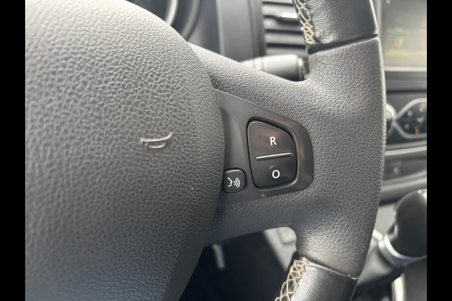 Renault Trafic 2.0 dCi L2H1 DC*5-PERS*AUTOM.*ECC*CRUISE*NAVI*CAM*