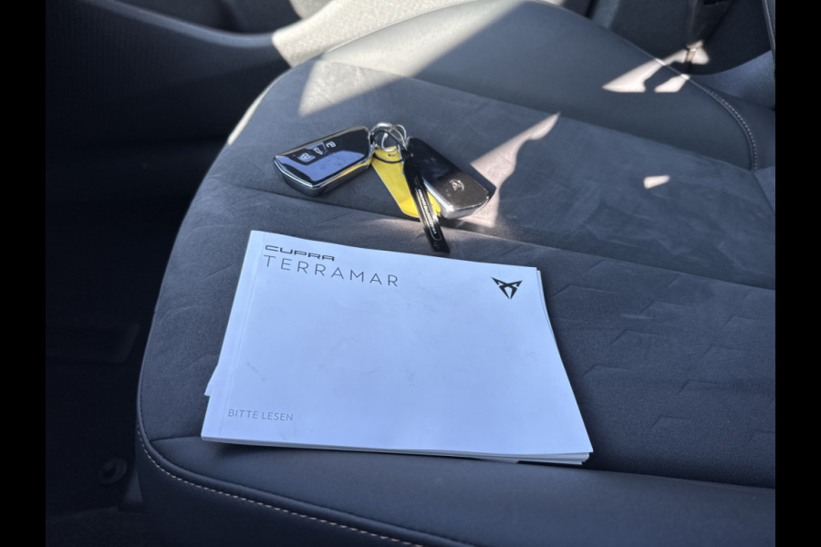CUPRA Terramar 1.5 TSIe 150PK BUSINESS HEAD-UP/NAVI/CAMERA/LEDER MATRIX FABRIEKS GARANTIE