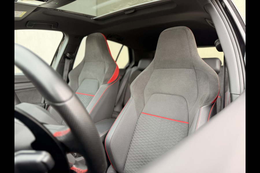 Volkswagen Golf 2.0 TSI GTI Clubsport Pano IQ HUD H/K Leder/alca 19''