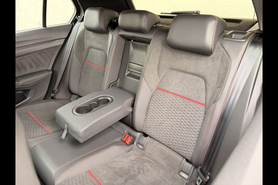 Volkswagen Golf 2.0 TSI GTI Clubsport Pano IQ HUD H/K Leder/alca 19''