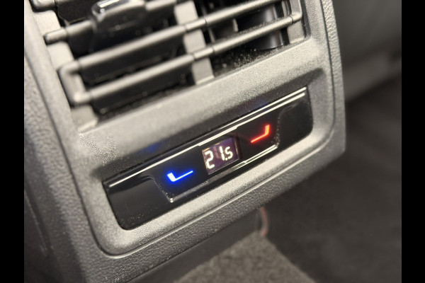 Volkswagen Golf 2.0 TSI GTI Clubsport Pano IQ HUD H/K Leder/alca 19''