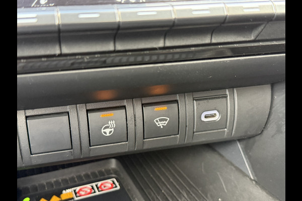 Toyota C-HR 1.8 Hybrid 140 Executive / Bi tone | JBL | Emotional Red | 10 jr GARANTIE | Rijklaar!!!