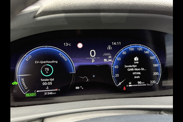 Toyota C-HR 1.8 Hybrid 140 Executive / Bi tone | JBL | Emotional Red | 10 jr GARANTIE | Rijklaar!!!