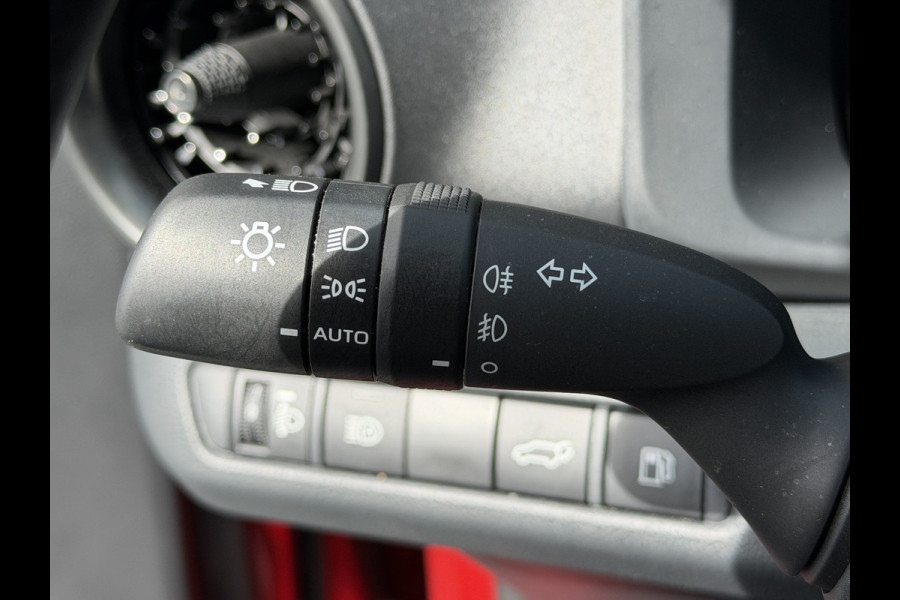 Toyota C-HR 1.8 Hybrid 140 Executive / Bi tone | JBL | Emotional Red | 10 jr GARANTIE | Rijklaar!!!