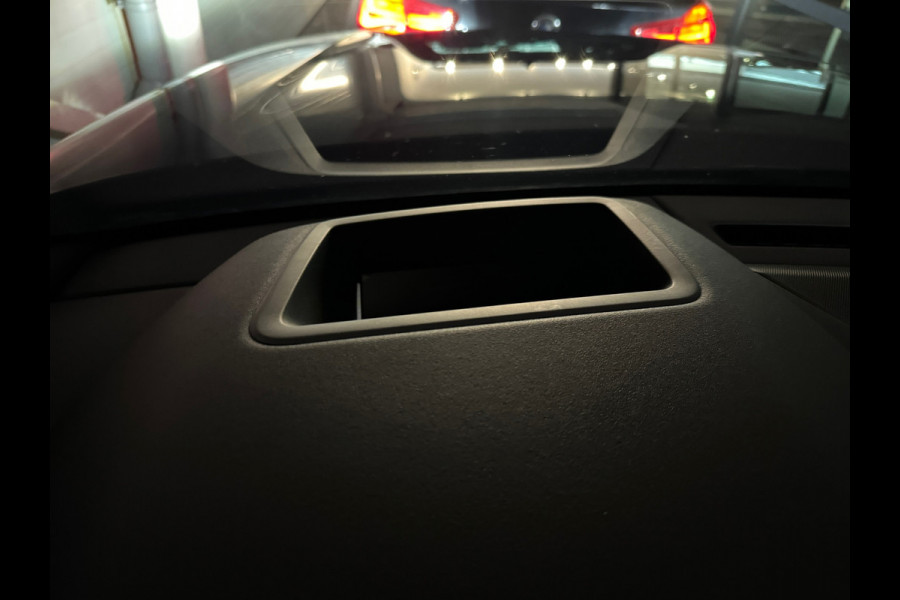 Land Rover Range Rover Velar 2.0 P250 Turbo AWD R-Dynamic SE