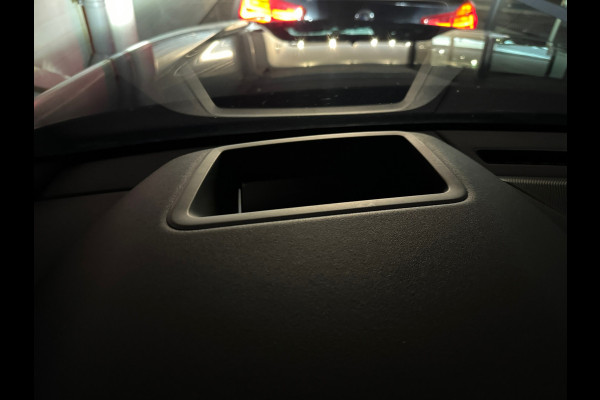 Land Rover Range Rover Velar 2.0 P250 Turbo AWD R-Dynamic SE