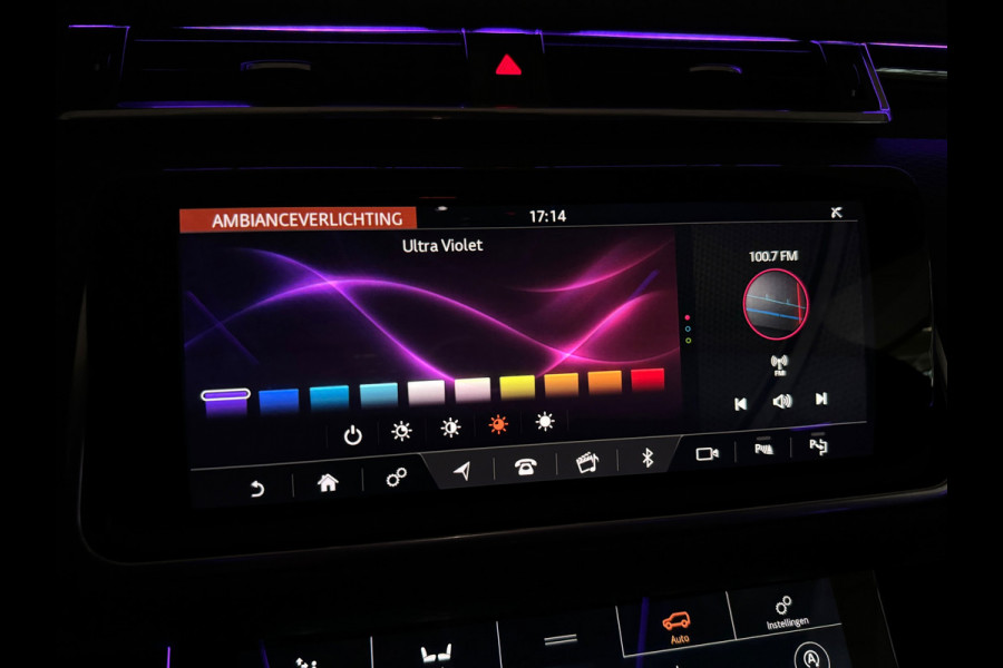 Land Rover Range Rover Velar 2.0 P250 Turbo AWD R-Dynamic SE