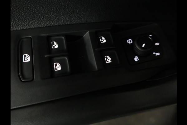 Volkswagen T-Cross Life Edition 1.0 TSI 95 PK 5 versn. Hand | Parkeersensoren | Stoelverwarming | Camera |