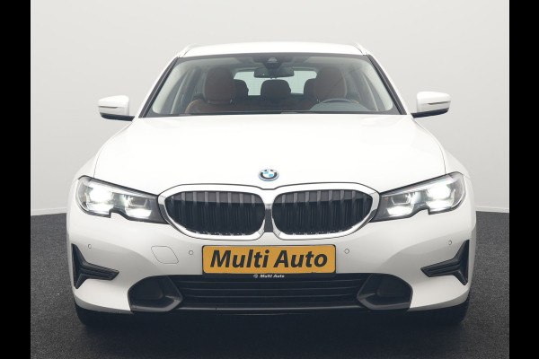 BMW 3 Serie Touring 320e Sportline PHEV 204pk Dealer O.H | Lederen Sportstoelen Verwarmd | Sfeerverlichting | Apple Carplay | Navigatie | Cruise Control | Virtual | DAB |  Plug In Hybrid