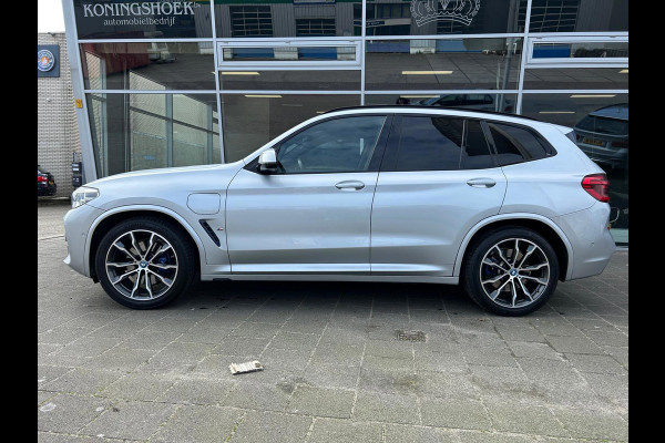 BMW X3 XDrive30e High Executive M-Tech Stoelen