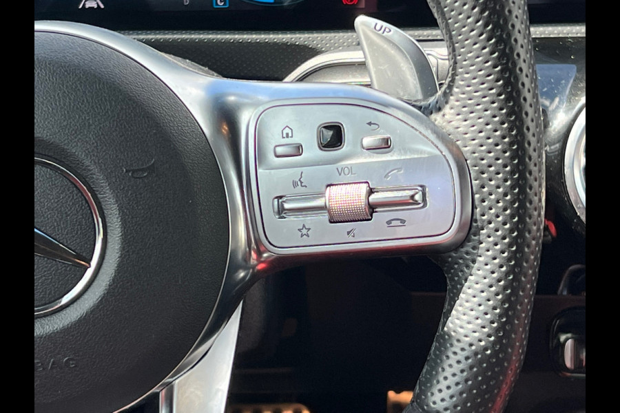 Mercedes-Benz A-Klasse AMG 35 4MATIC Edition 1 dealer auto .