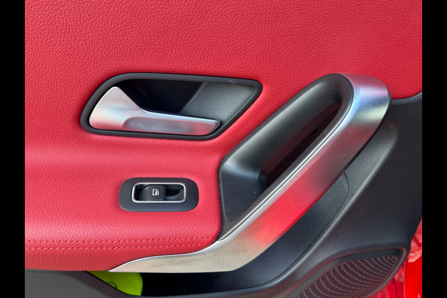 Mercedes-Benz A-Klasse AMG 35 4MATIC Edition 1 dealer auto .